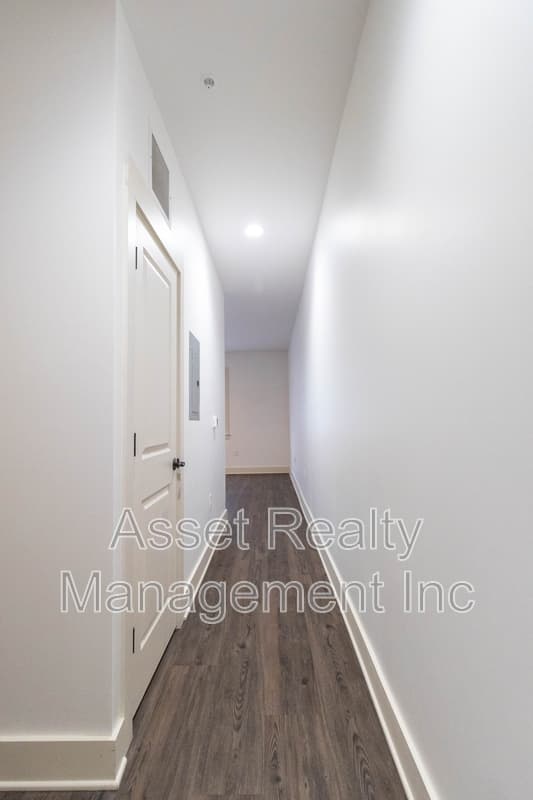 Alcoa Condo: 1120 Franck Street - 205