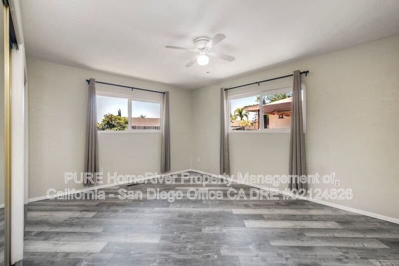 Escondido House: 2135 E El Norte Pkwy