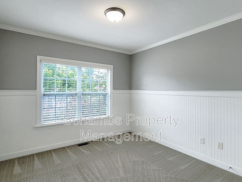 Fuquay Varina House: 414 Banagher Ln