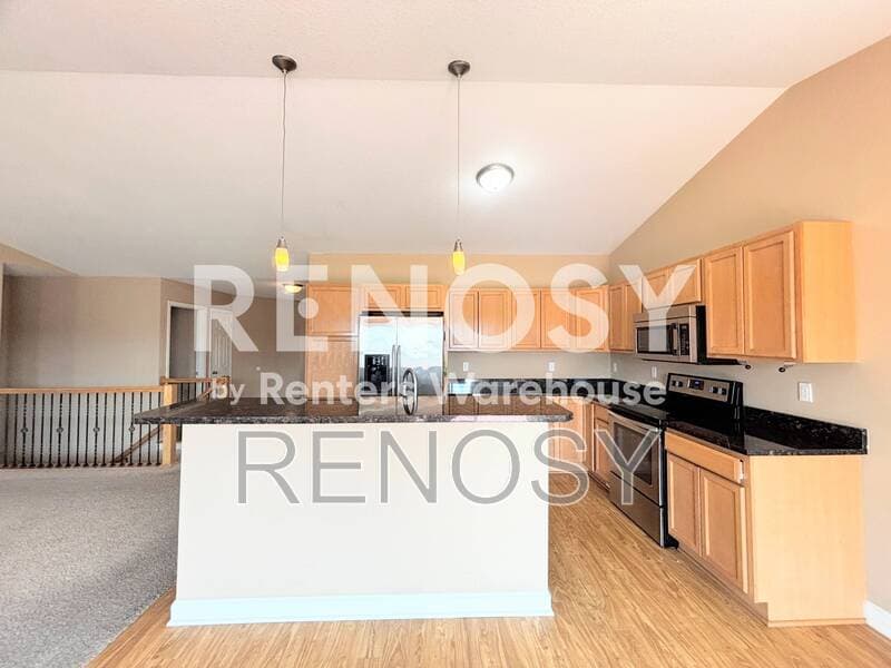 West Des Moines House: 8228 Dakota Drive