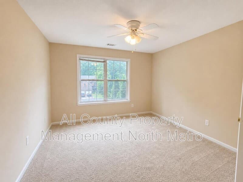 Alpharetta House: 2720 Two Rock Court