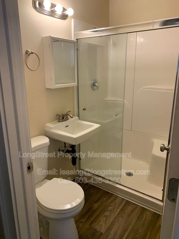 Corvallis Apartment: 204 NW 17th Street
