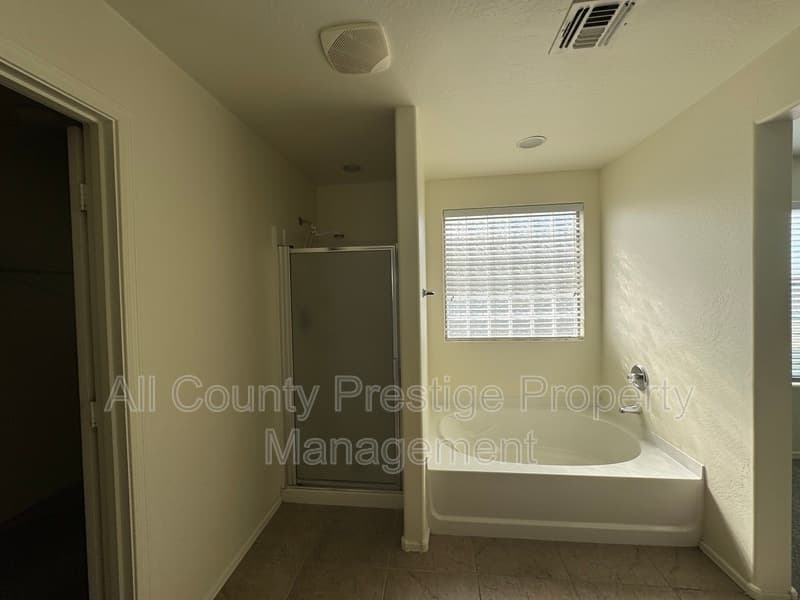 Laveen House: 6859 W Darrel Road