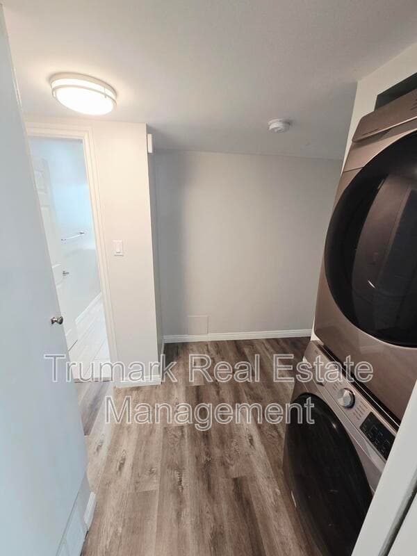 Glendale Condo: 1303 N Brand Blvd