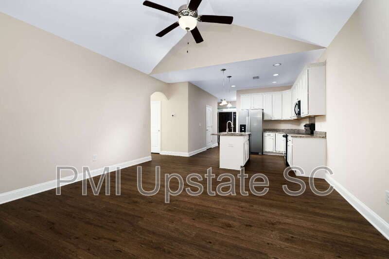 Moore House: 567 Chantry Ln