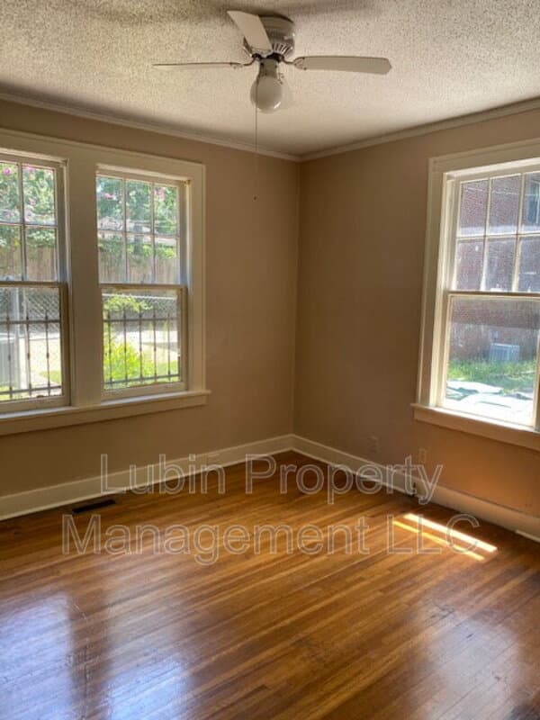 Memphis Condo: 2191 Washington Ave