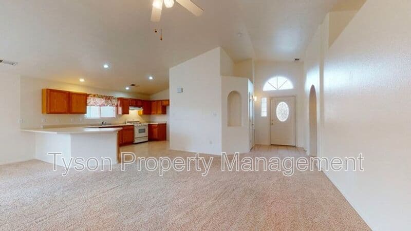 Rio Rancho House: 3422 Stony Meadows Cir NE