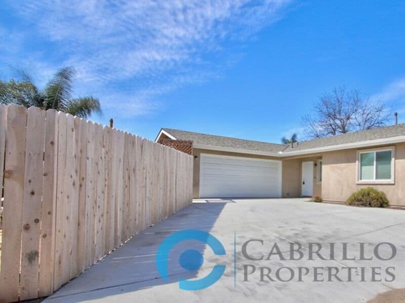 Lemon Grove House: 3050 Julielynn Way