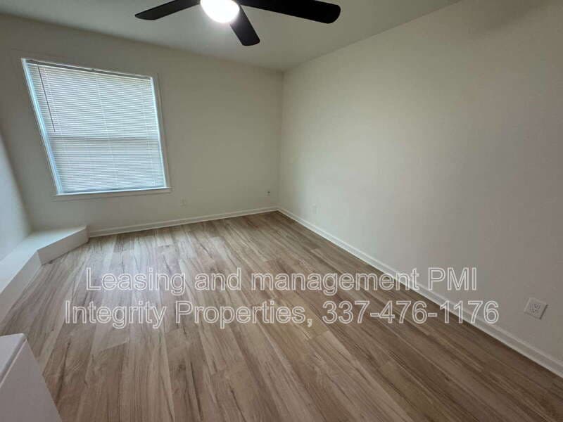Lafayette Condo: 105 Meaux Blvd Apt 7