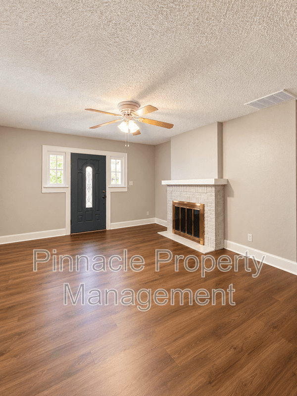 San Angelo House: 1315 Guadalupe St