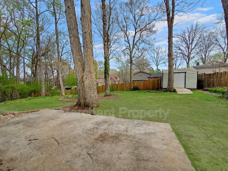 Simpsonville House: 121 Coalmont Court