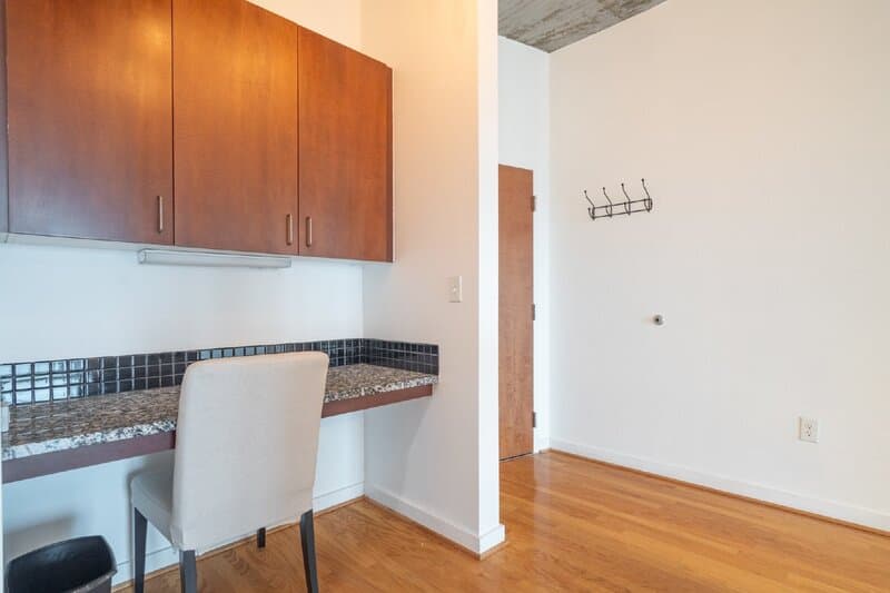 Atlanta Condo: 250 Pharr Road Northeast