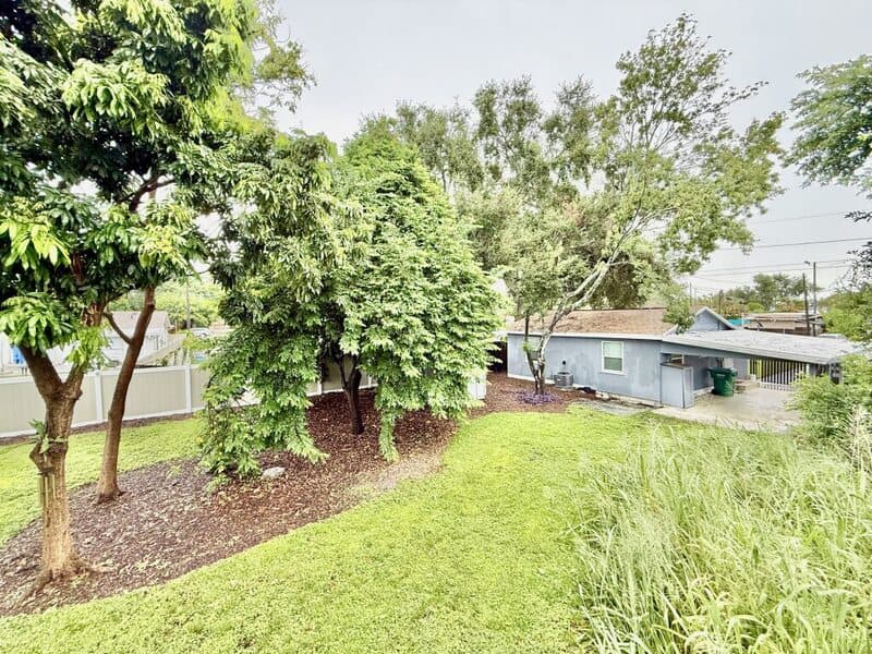 St. Petersburg House: 4528 70th Street North