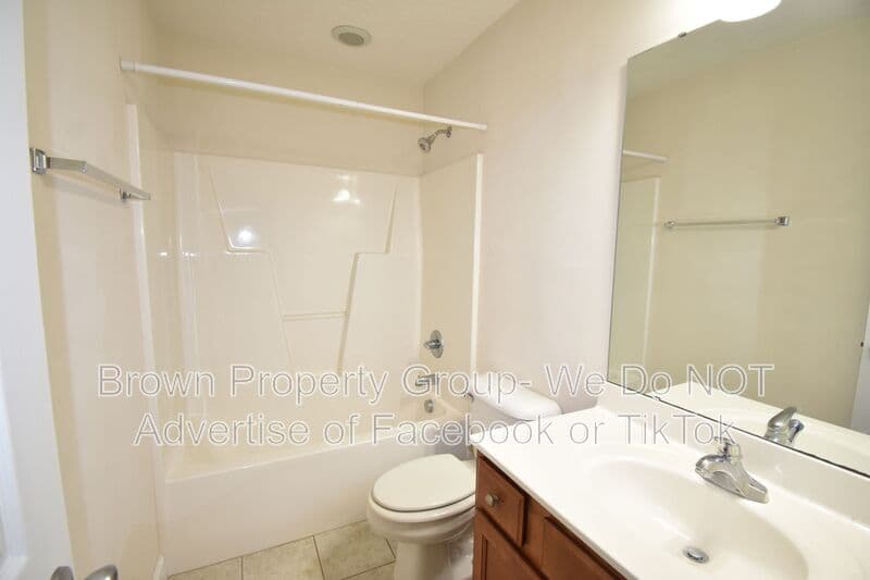 Spring Lake House: 165 Pender Rd