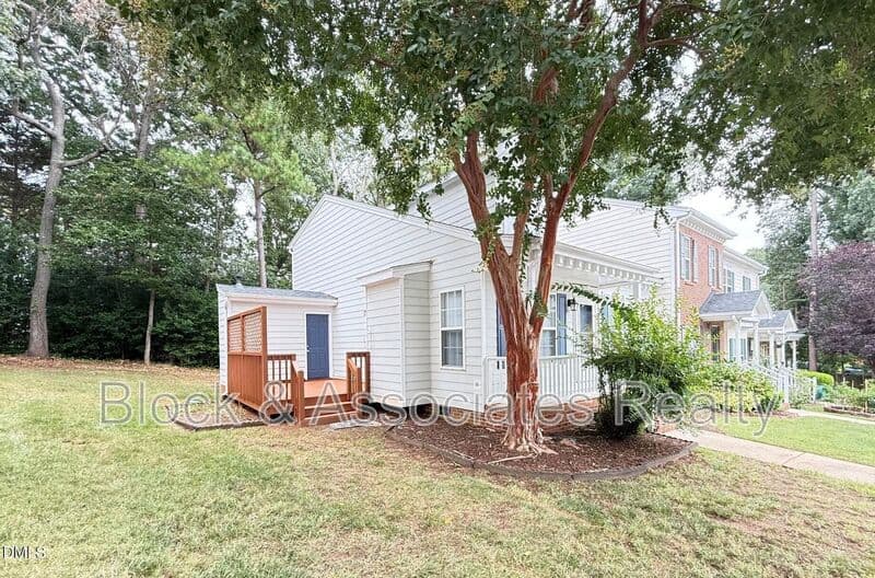 Raleigh House: 2701 Sterling Park Drive