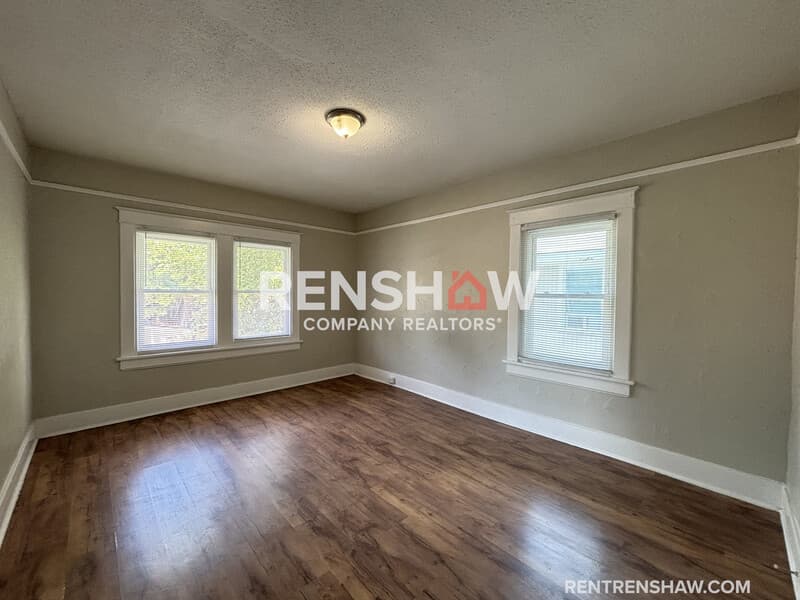 Memphis House: 1571 E Mclemore Ave