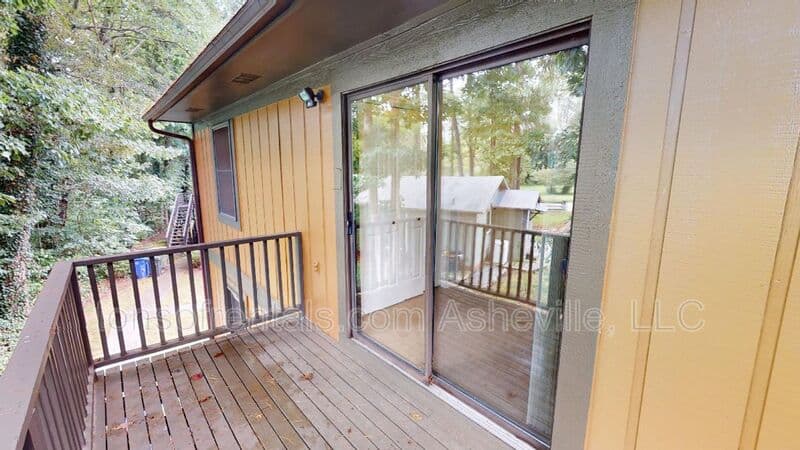 Hendersonville Condo: 1767D Haywood Manor Road