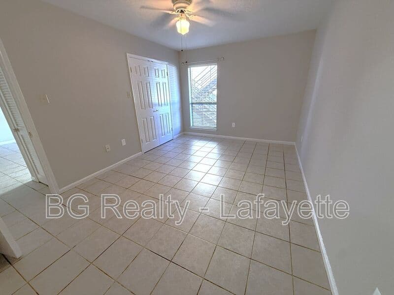 Lafayette Condo: 701 S College