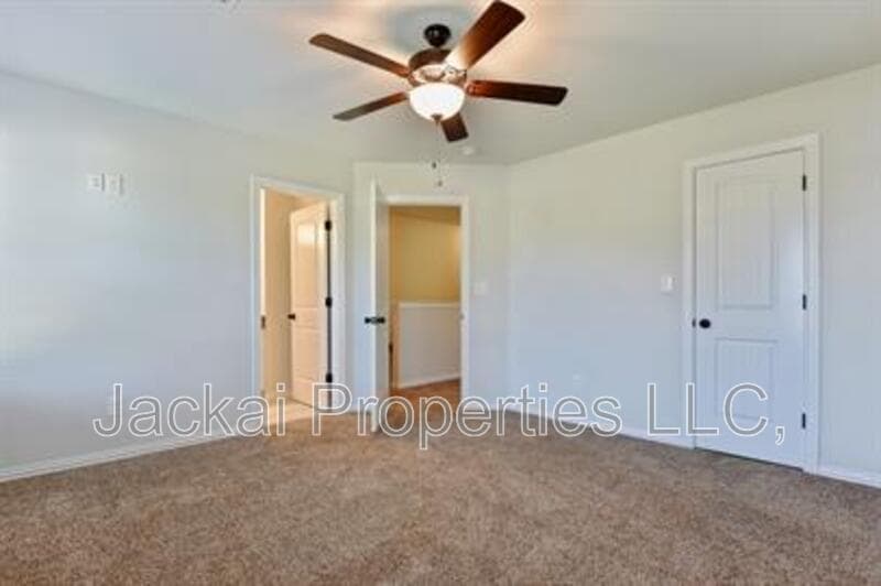 Sherman Condo: 245 West Forest Ave.