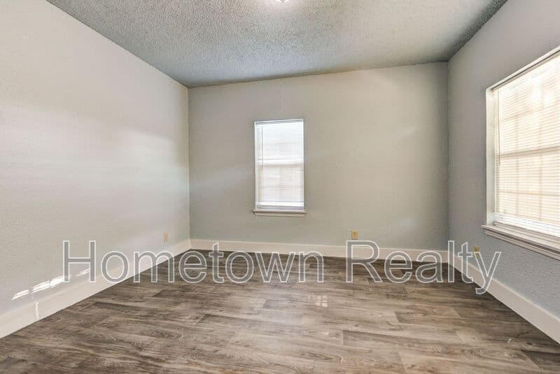 Oklahoma City House: 2114 N Bath Avenue