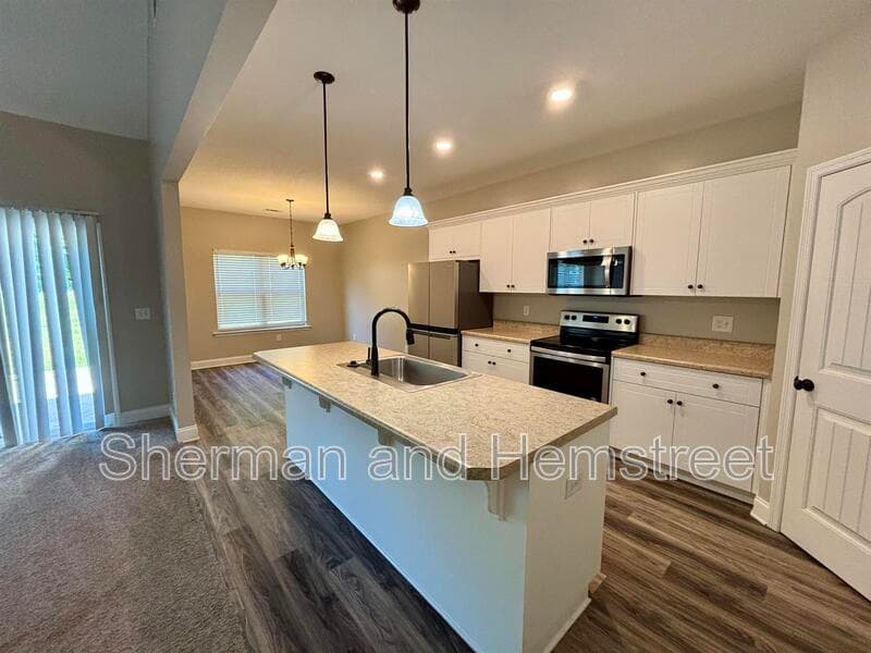 North Augusta House: 214 McDuffie Circle