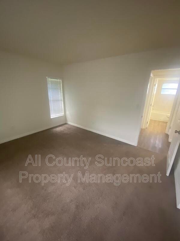 Pinellas Park Condo: 7501 35th St N #D