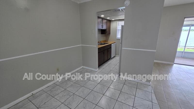 Lake Alfred Condo: 927 S Buena Vista Dr