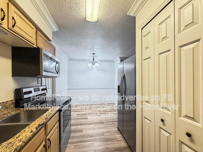 Orlando House: 1263 Woodman Way