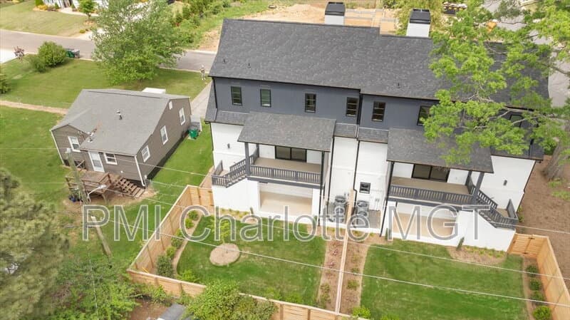 Charlotte House: 428 Dover Ave