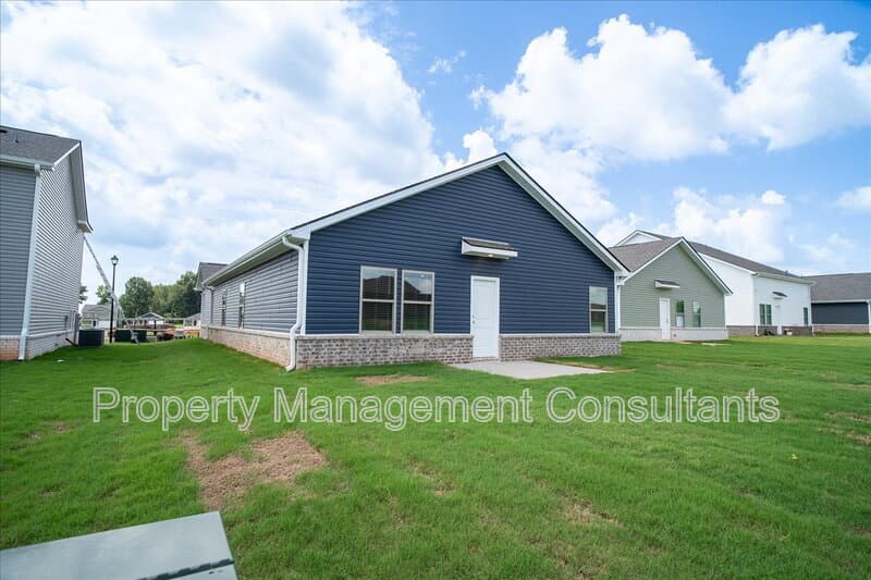 Athens House: 22845 Dashwood Lane