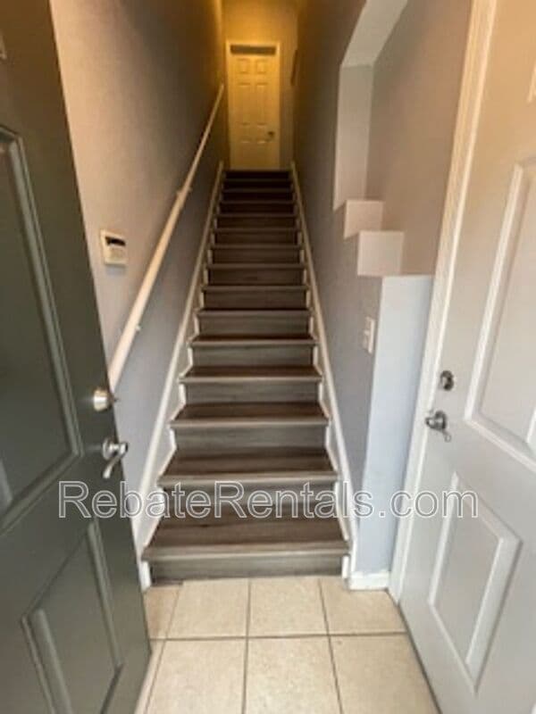 Jacksonville Condo: 10075 Gate Parkway