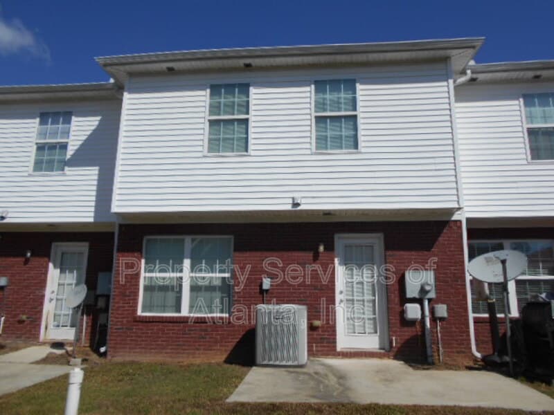 Douglasville House: 7712 Autry Cir