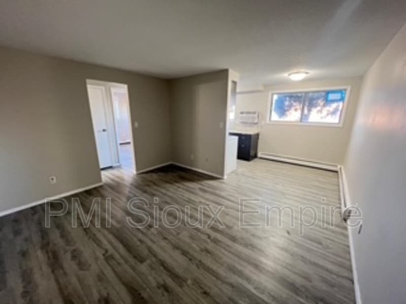 Sioux Falls Condo: 440 S. Western