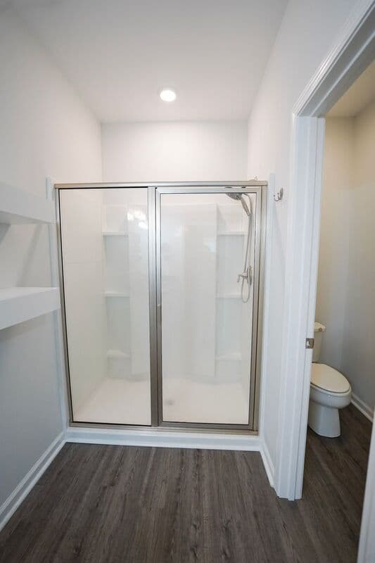 Richmond Hill House: 24 Crown Ct