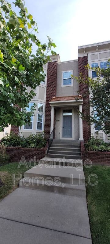 Kansas City House: 2915 Swift St