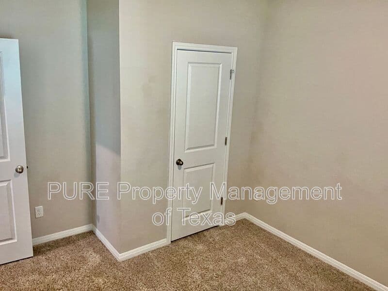 Hutto House: 1013 Otello Way