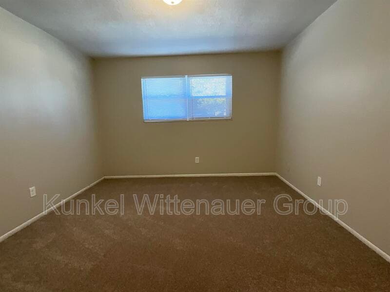 Swansea Condo: 1320-11 N 1st St