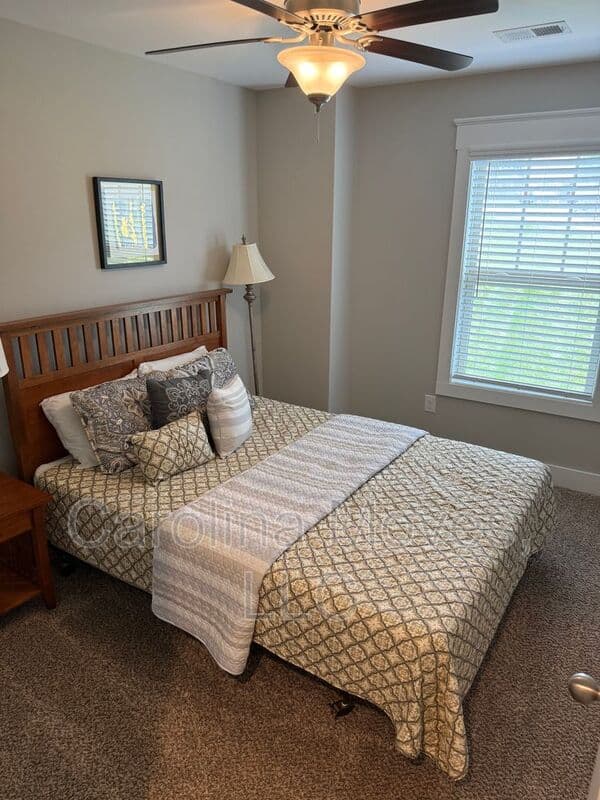 Greer Townhome: 604 Springbank Alley
