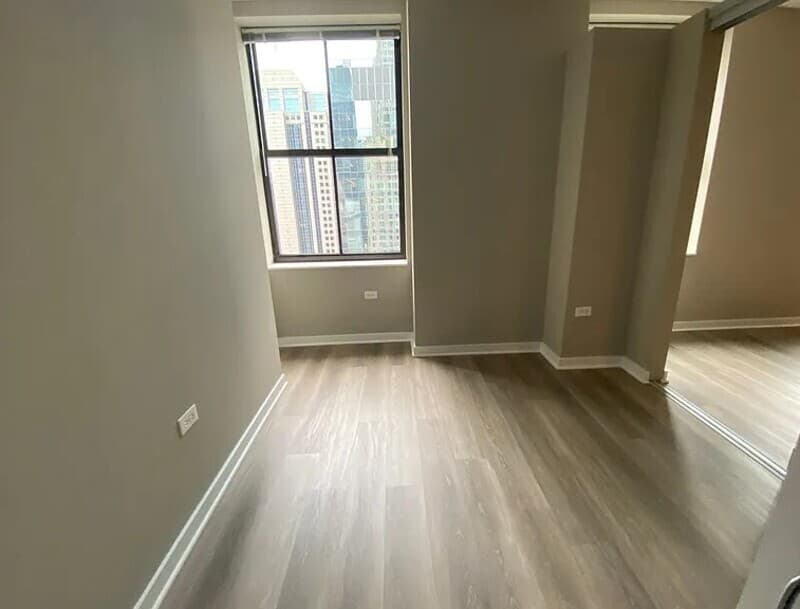Chicago Condo: 220 W Randolph St