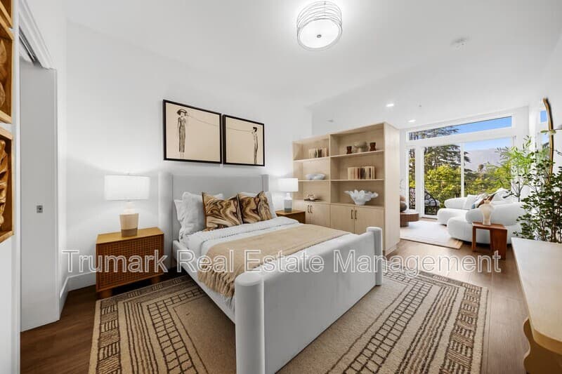 Pasadena Condo: 218 N El Molino Ave