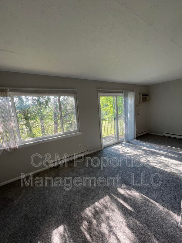 Cincinnati Condo: 1120 King Louis Court