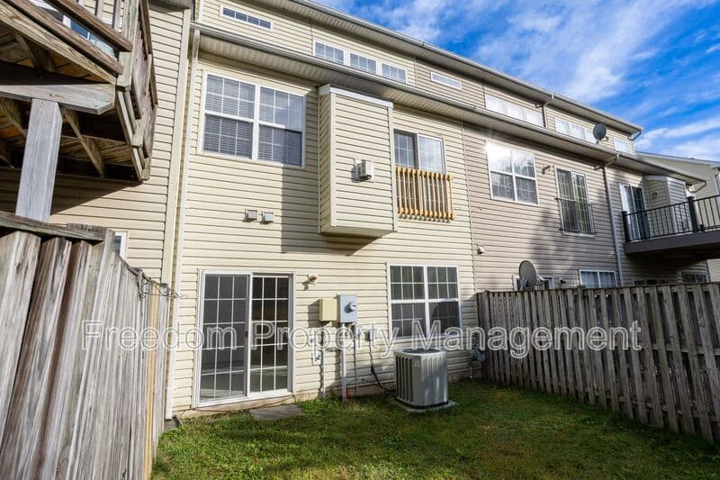 Bristow Townhome: 9980 Shortbread Way