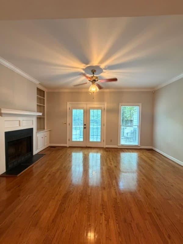 Columbia Condo: 600 Woodrow Street Unit M - 1