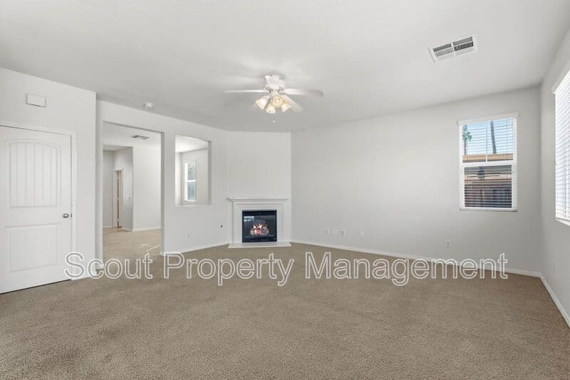 Menifee House: 29128 Rockledge Drive