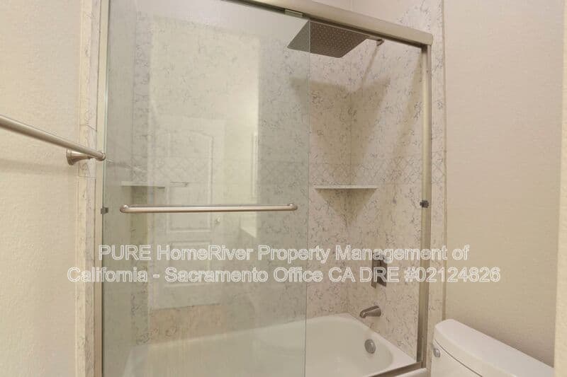Gold River House: 12020 Gold Pointe Lane