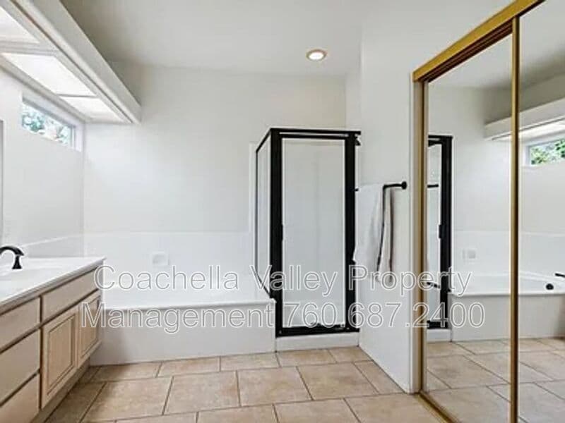 Rancho Mirage House: 40 Vistara Dr