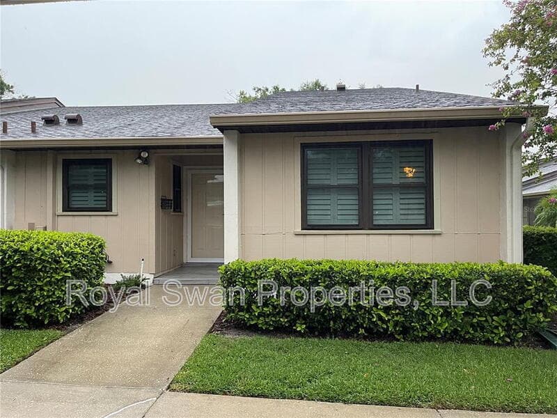 Lakeland Condo: 2025 Sylvester Road