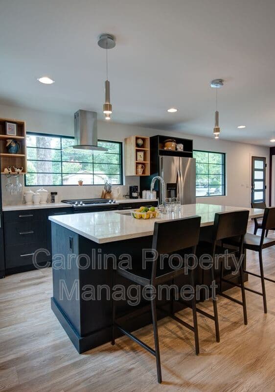 Charlotte House: 3945 Rockfern Rd