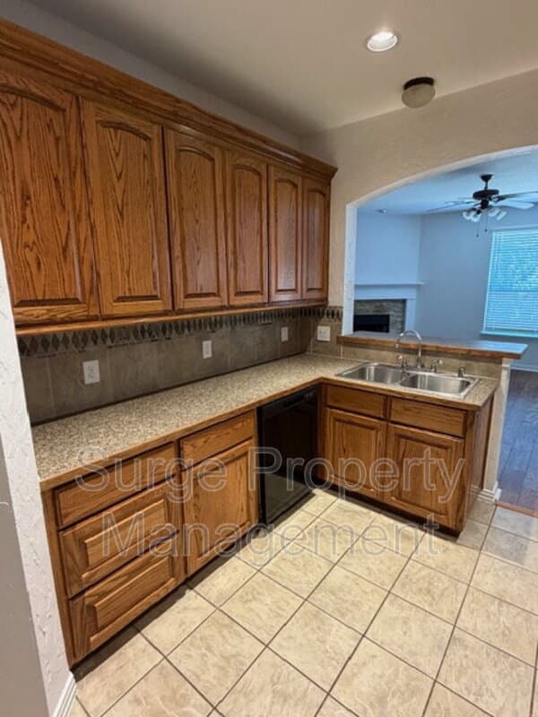 Saginaw House: 500 Leatherman Drive