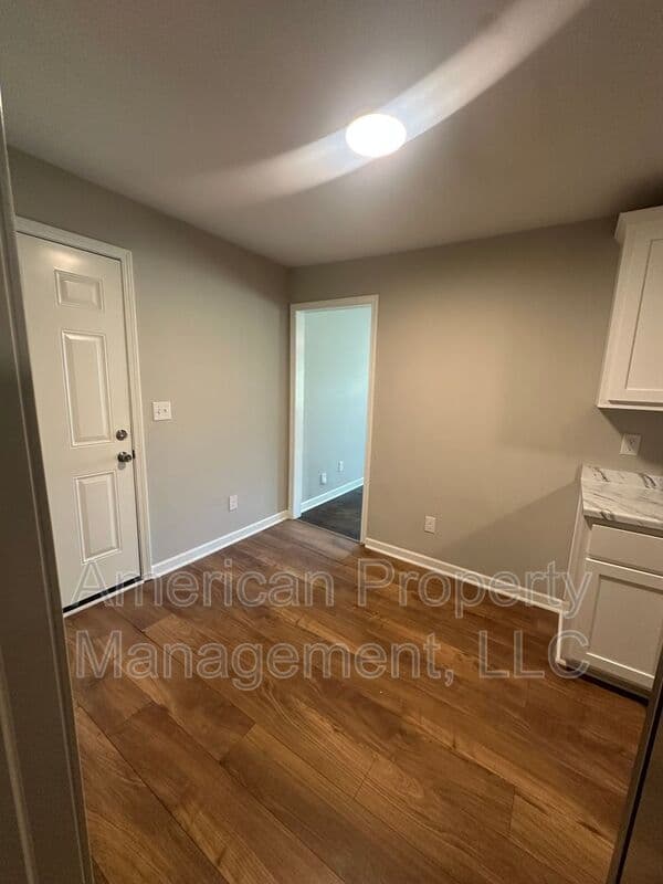 Tulsa House: 7524 E Newton Pl